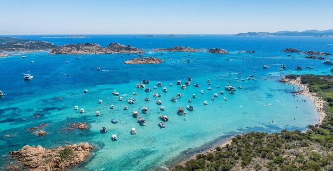 Pesona Pulau Sardinia: Surga Wisata di Laut Mediterania